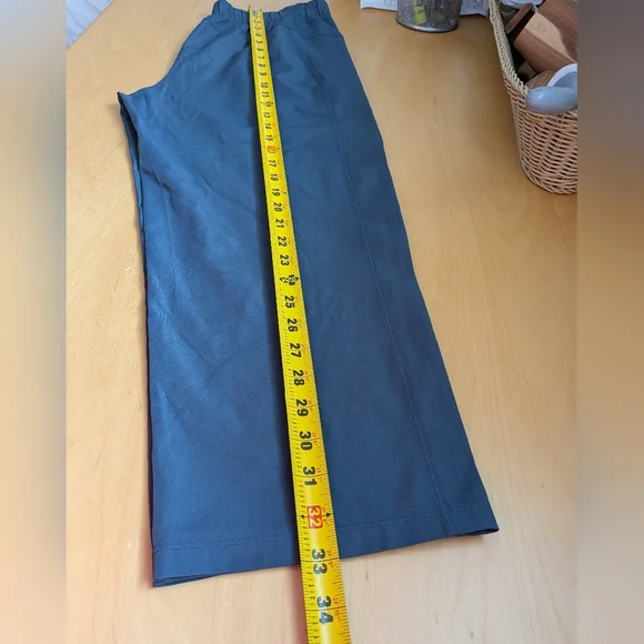 Lululemon Next Move Crop *23" Size 6 Color Gravity Pockets Lightweight - Picture 14 of 16